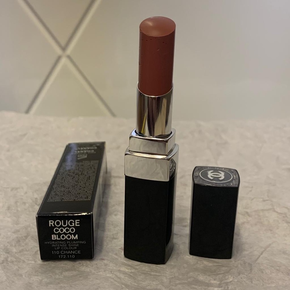 Chanel Rouge Coco Bloom 110 Chance